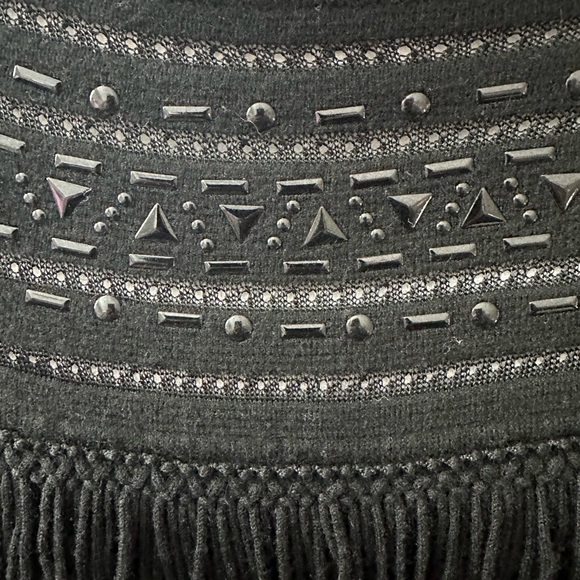 WHBM Beaded Tassel Poncho - Picture 6 of 9